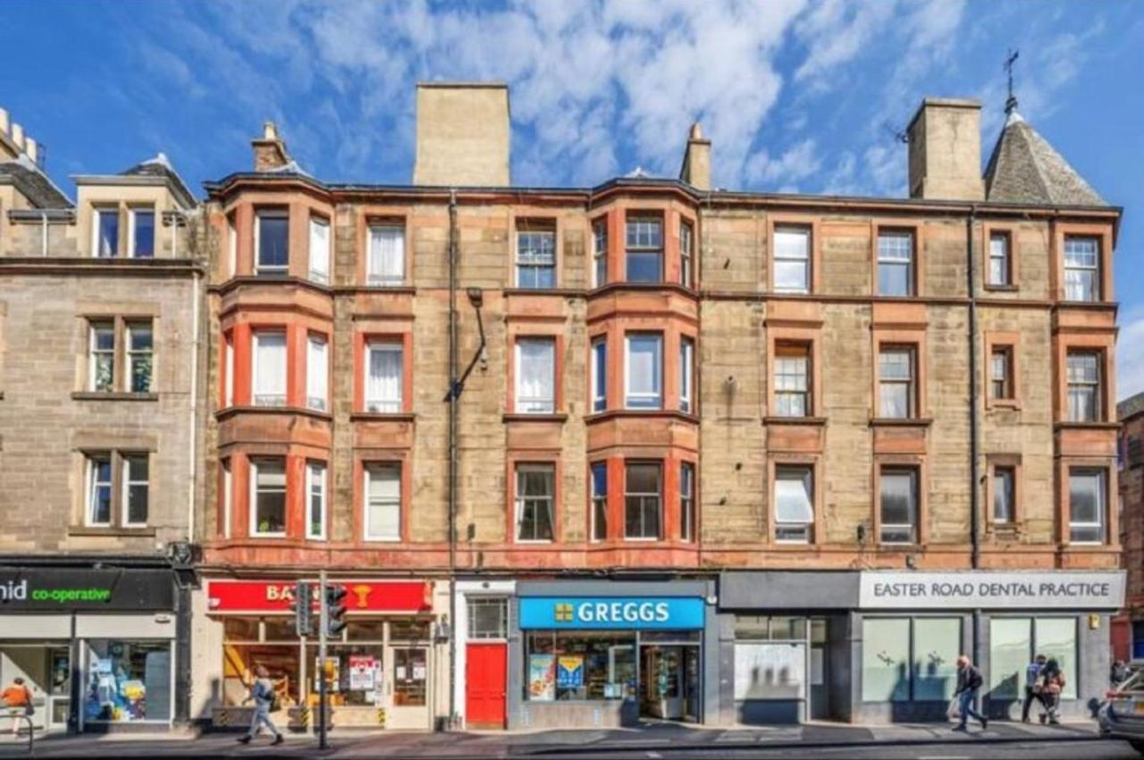 Spacious & Comfortable 3 Bedroom Apartment - Near City Centre - Free Parking Available - Sleeps Up To 5 Guests Edinburgh Dış mekan fotoğraf