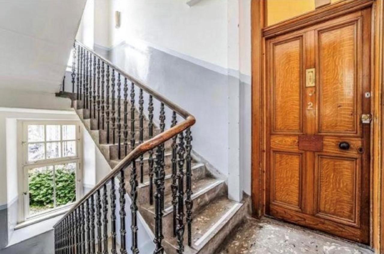 Spacious & Comfortable 3 Bedroom Apartment - Near City Centre - Free Parking Available - Sleeps Up To 5 Guests Edinburgh Dış mekan fotoğraf